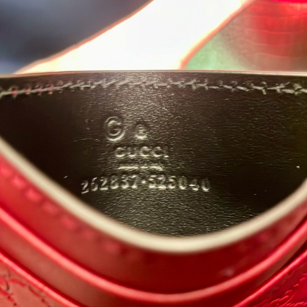 Brand new red Gucci microguccissima card holder wallet - Picture 3 of 3
